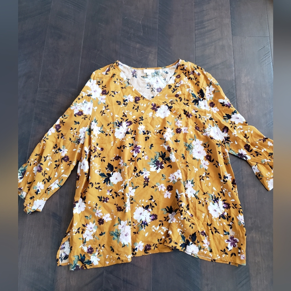 J. Jill top